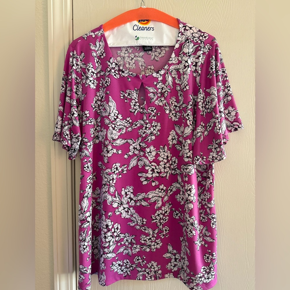 Liz Claiborne Career pink floral top